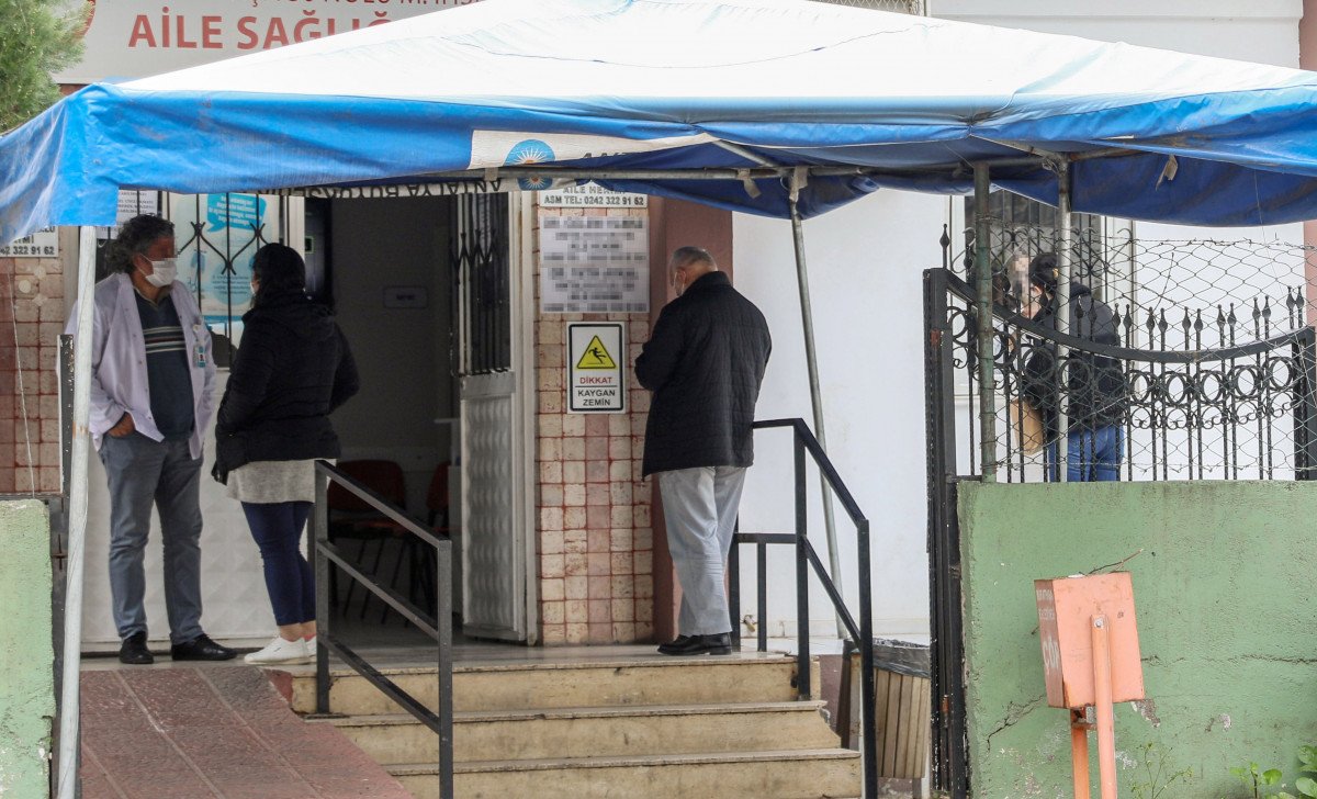 Antalya’da, pencereden hasta bakılan sağlık merkezi hakkında inceleme başlatıldı