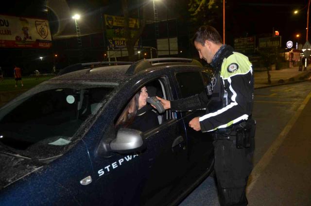 Antalya'da trafik denetimleri tüm hızıyla devam ediyor