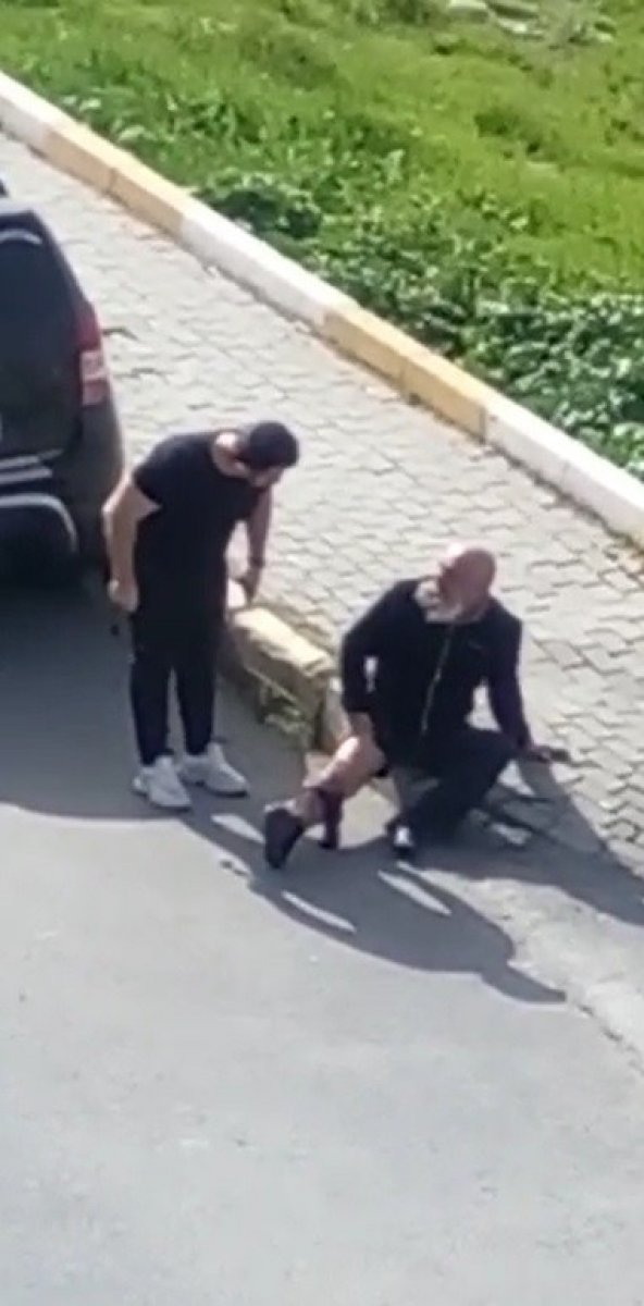 Avcılar'da kardeşini silahla bacağından vurdu