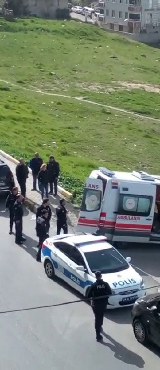 Avcılar'da kardeşini silahla bacağından vurdu