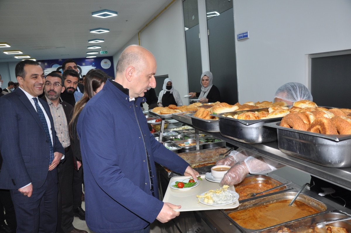 Bakan Adil Karaismailoğlu: Yapılan yatırımlarla, 7 milyar saatlik tasarruf sağladık