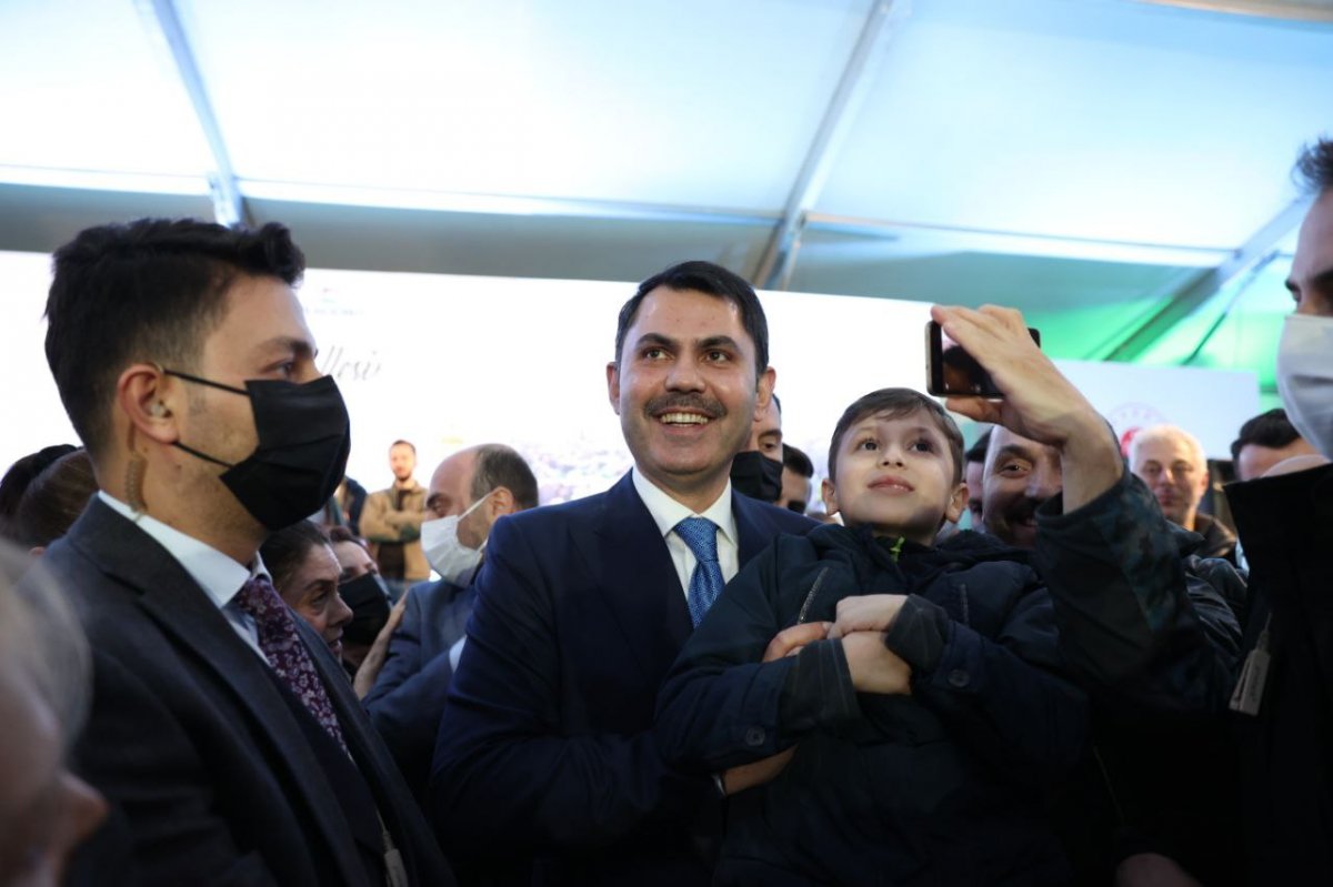 Bakan Kurum, Fikirtepelilerle iftarda buluştu: 2 yıl içinde herkes evine kavuşacak