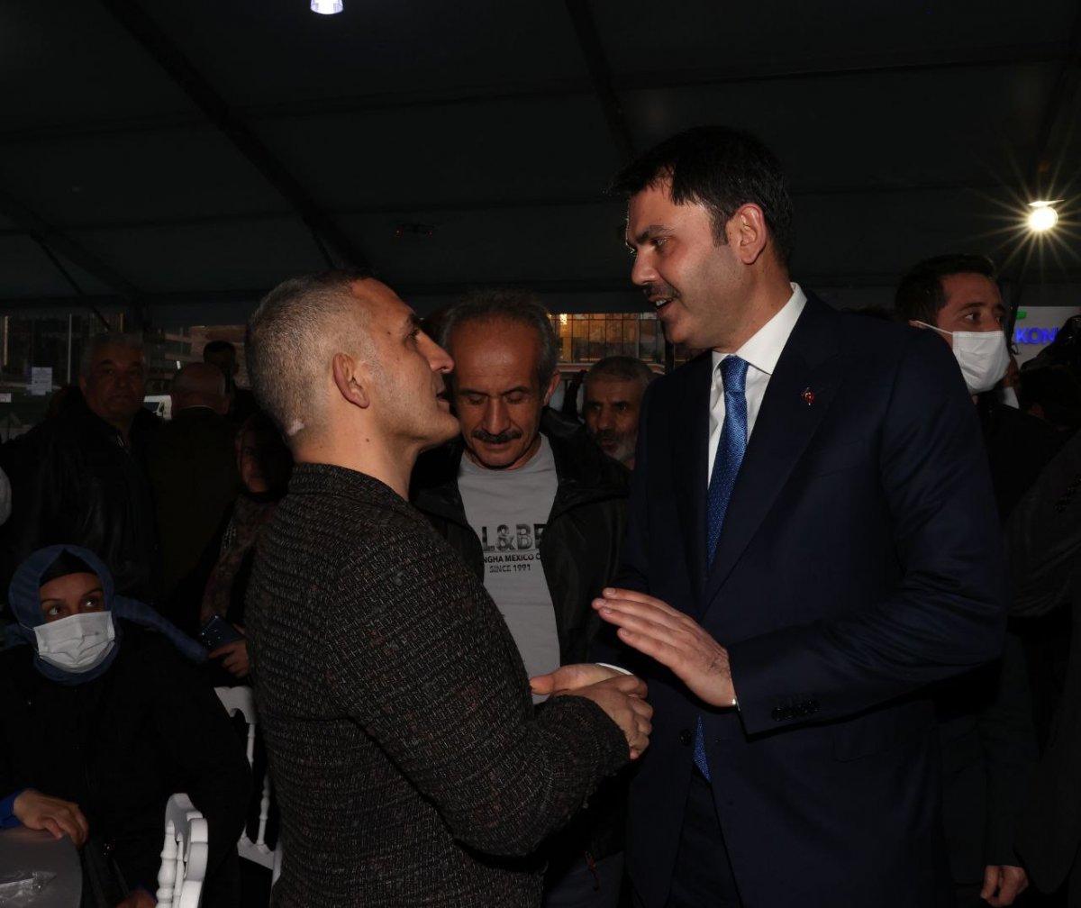 Bakan Kurum, Fikirtepelilerle iftarda buluştu: 2 yıl içinde herkes evine kavuşacak
