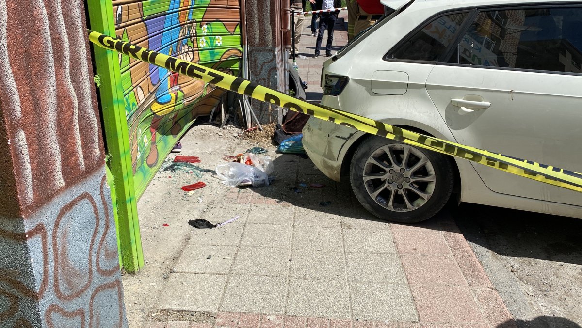 Beykoz’da otomobil ile duvar arasına sıkışan kadın yaşamını yitirdi