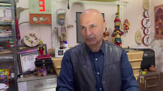 Bursalı hayali, Hacivat ve Karagöz'ün çenesini hareket ettiren yöntem geliştirdi