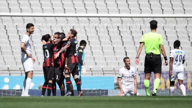 Derbide gol yağmuru! Volkan Demirel kenarda ecel terleri döktü