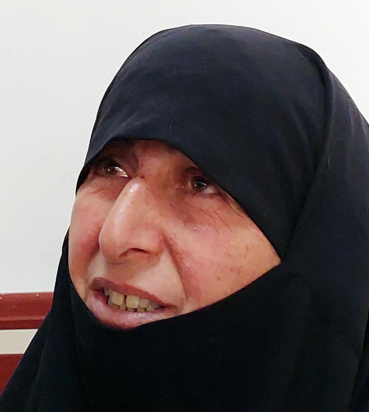 Erzurum'da 6'ncı kattan düşen çocuğu bacağı ile kurtardı