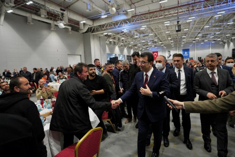 İmamoğlu: "En liyakatli mesai arkadaşı millete en iyi hizmet edendir"