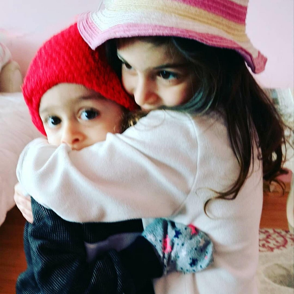 İzmir’de yediği yemekten zehirlenip ölen kız çocuğunun ailesi dava açtı