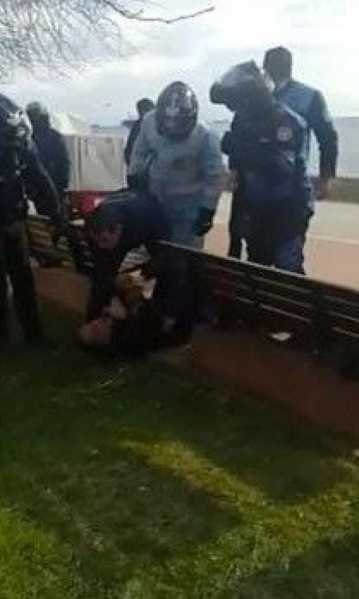 Kartal'daki engelli seyyar satıcıyı İBB zabıtaları darbetti