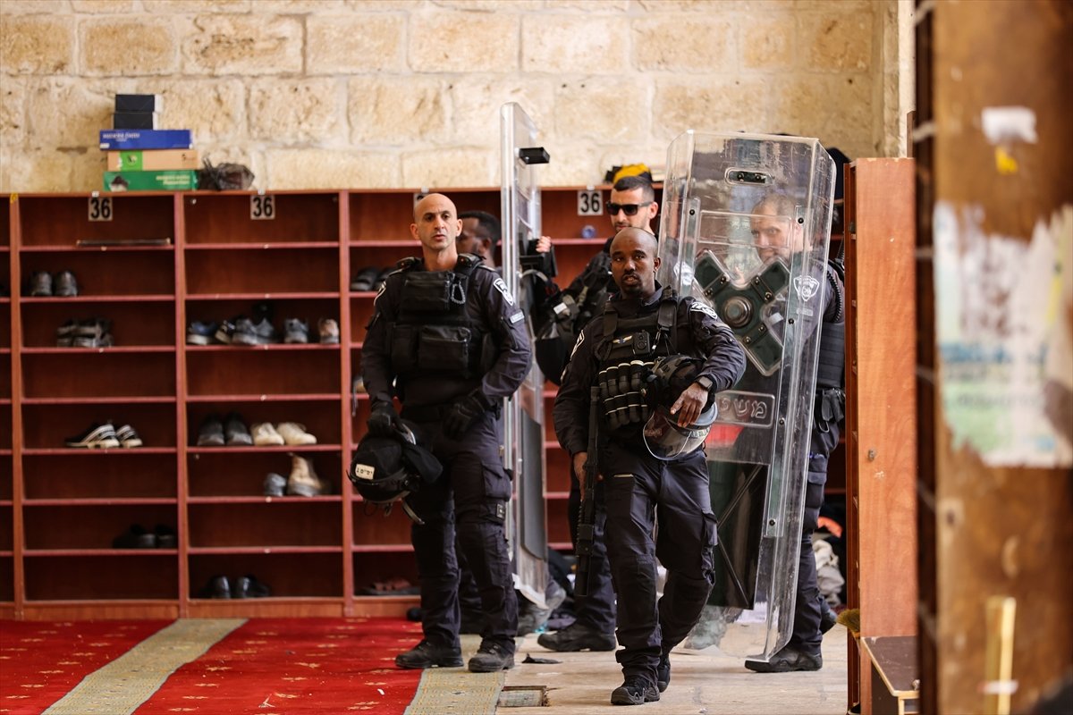 Mescidi Aksa baskınında yaralanan Türk: Herkese ateş ettiler