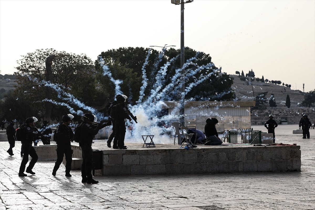 Mescidi Aksa baskınında yaralanan Türk: Herkese ateş ettiler