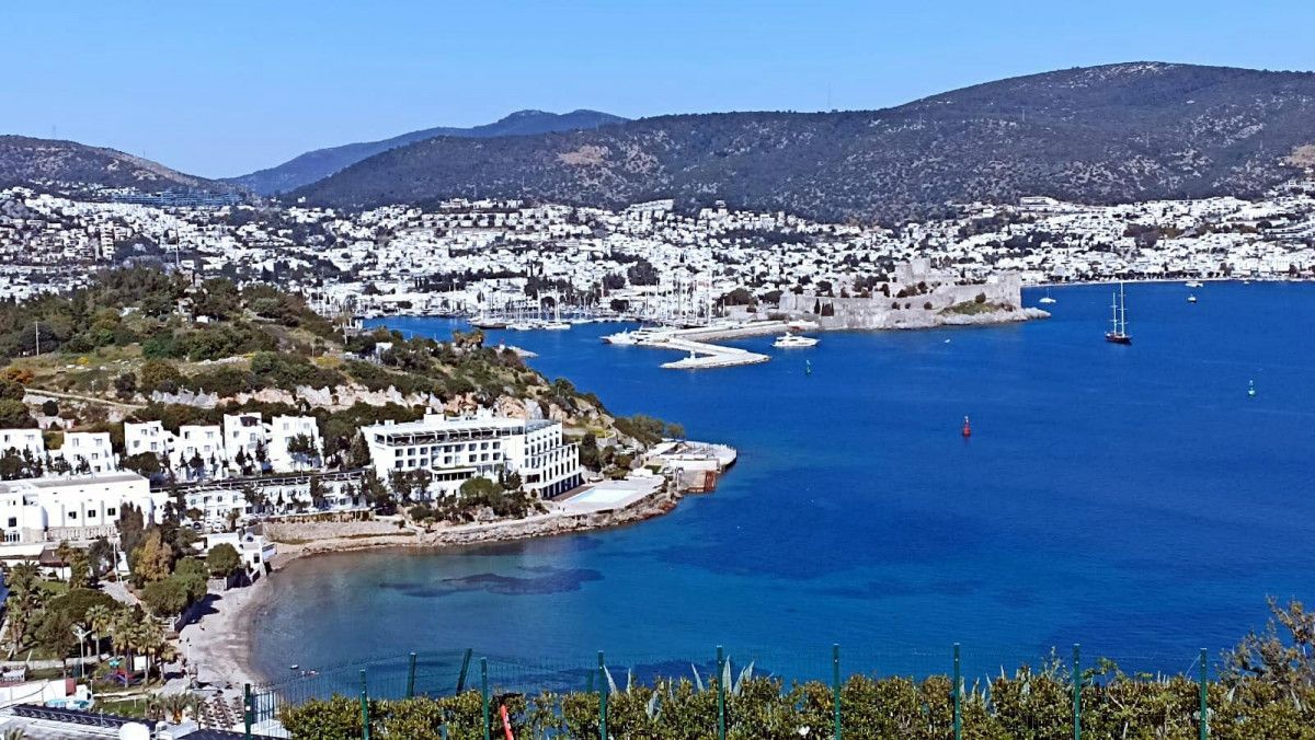 Muğla ve İzmir, kiralık villa fiyatlarında yarışıyor