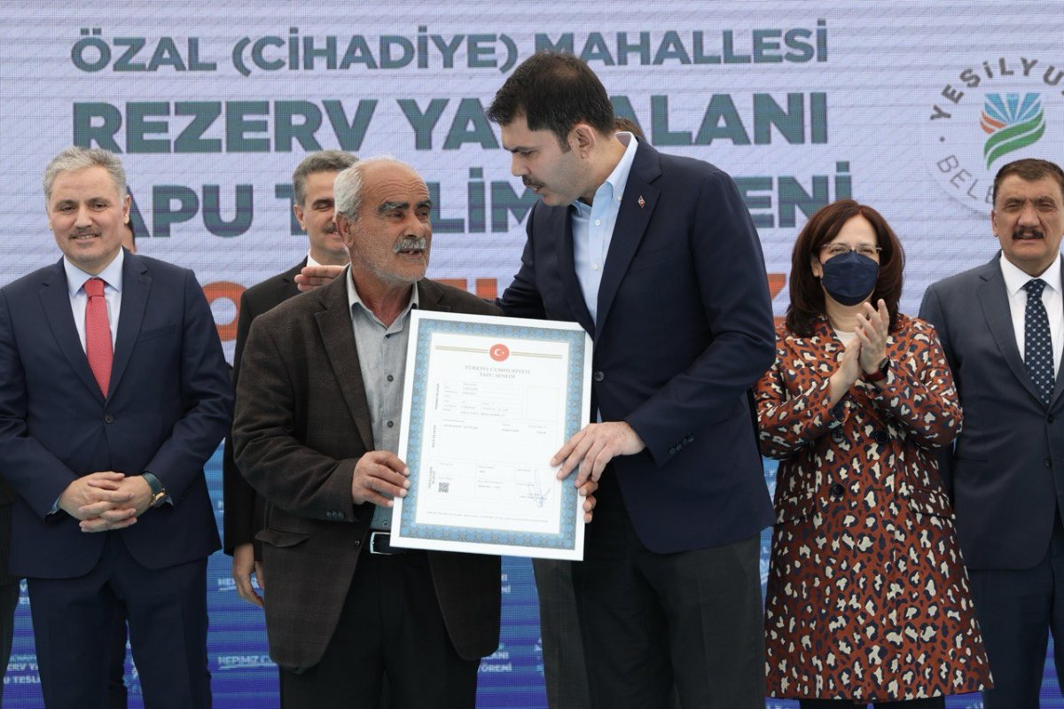 Murat Kurum'dan Malatyalı depremzedelere müjde