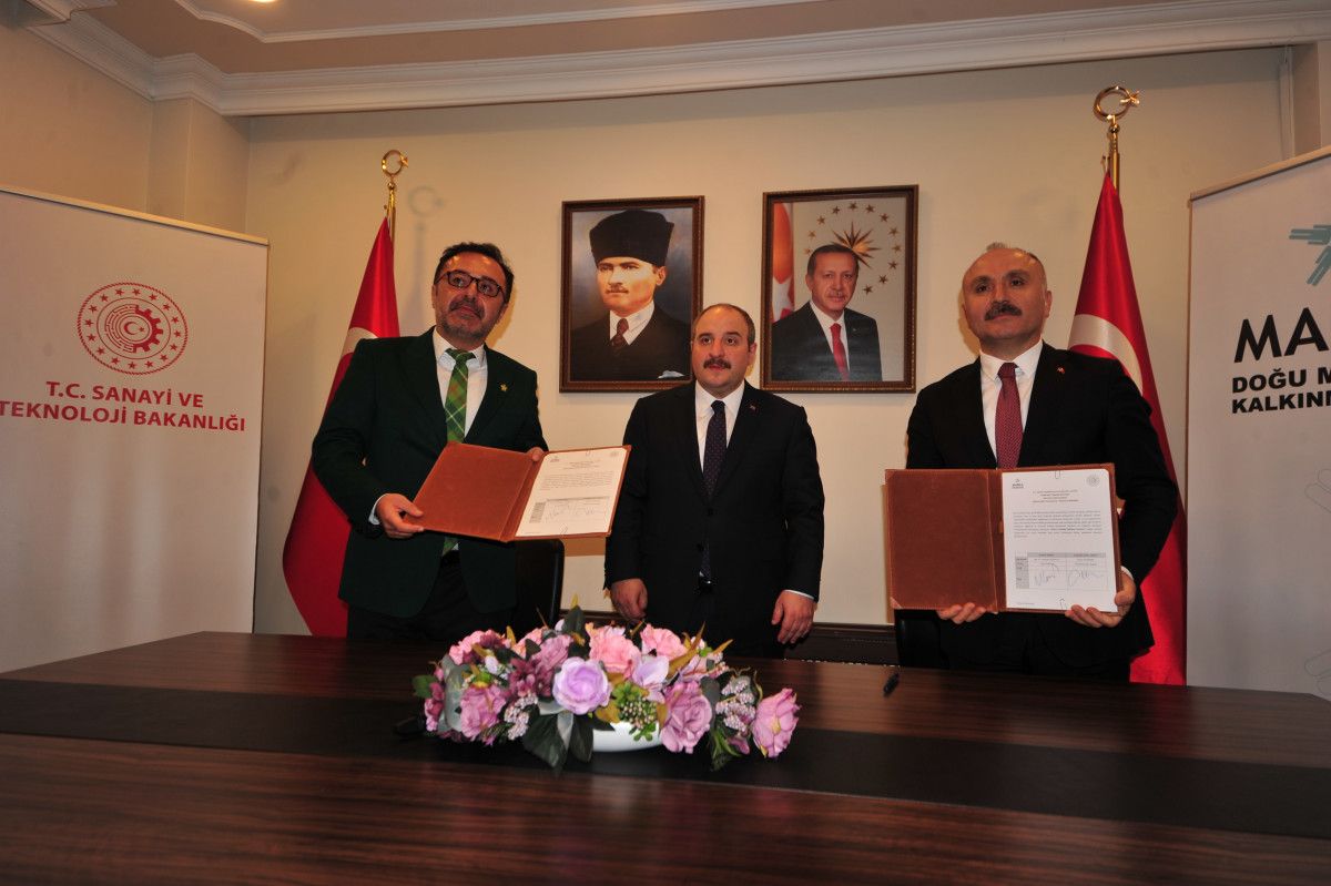 Mustafa Varank, muhalefeti hedef aldı