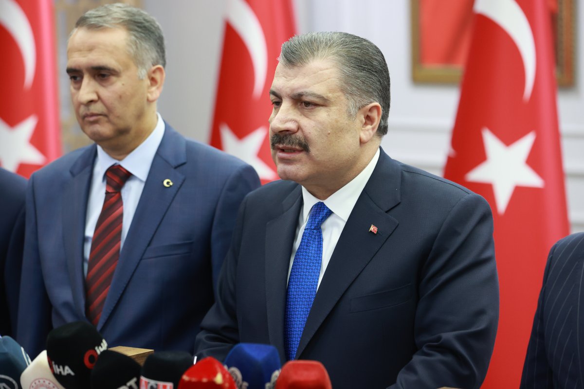 Sağlık Bakanı Fahrettin Koca: Bayramı bayram gibi kutlayacağız