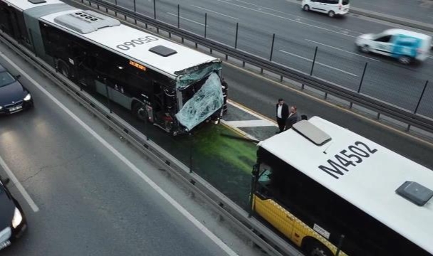 Şoförsüz metrobüs kazasında yürekler ağızlara geldi!