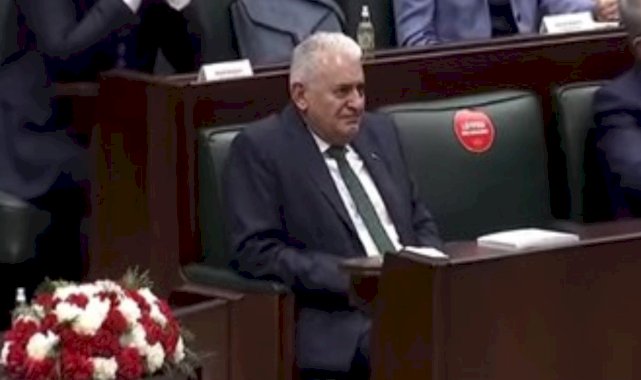 Binali Yıldırım, AK Parti'ye katılan İsmail Ok konuşurken gözyaşlarını tutamadı