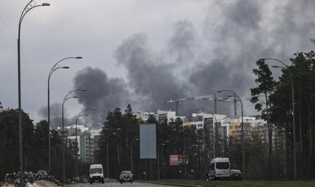 Rusya, başkent Kiev'i bombaladı