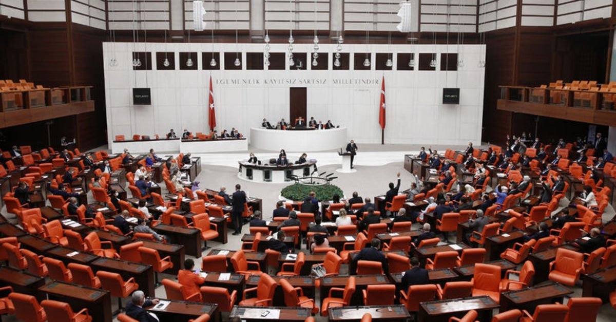 TBMM Komisyonu, ekonomik düzenlemelerle ilgili yasa teklifini görüşüyor