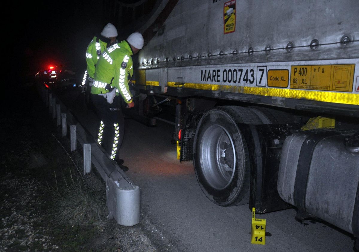 Tekirdağ'da tır şoförü, bir şeyin üzerinden geçtiğini ihbar etti