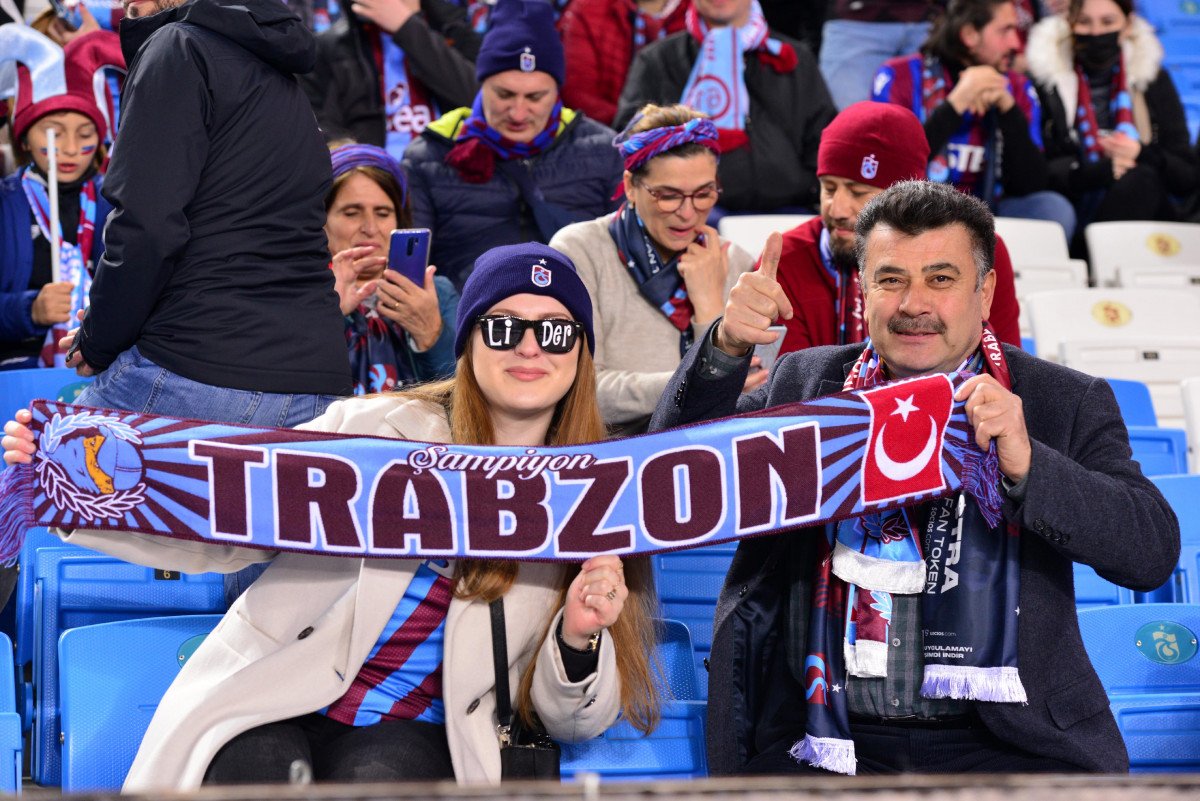 Trabzonspor şampiyonluk yolunda sancı çekiyor!