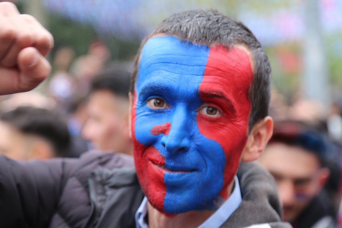 Trabzonsporlu taraftarların coşkusu