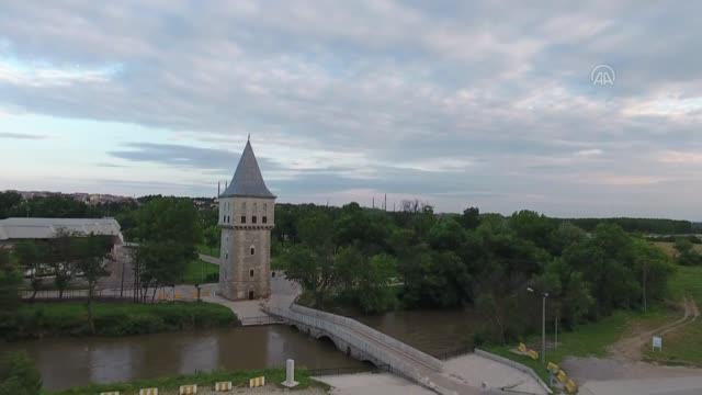 "Ustalık eserine" ev sahipliği yapan Edirne'de Başmimar Sinan rahmetle anılıyor