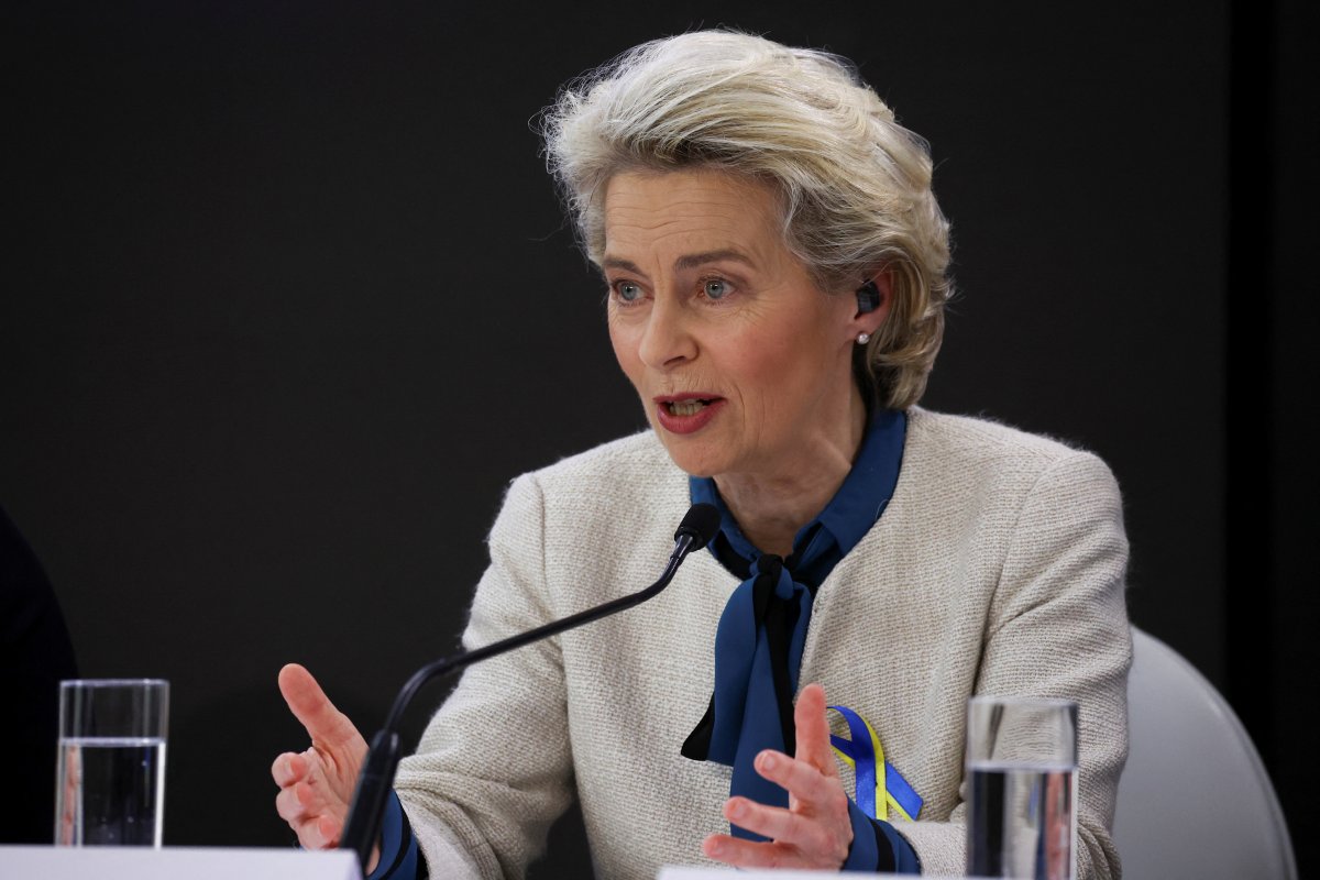 Von der Leyen: Ukrayna'ya silahlar hızlı sağlanmalı
