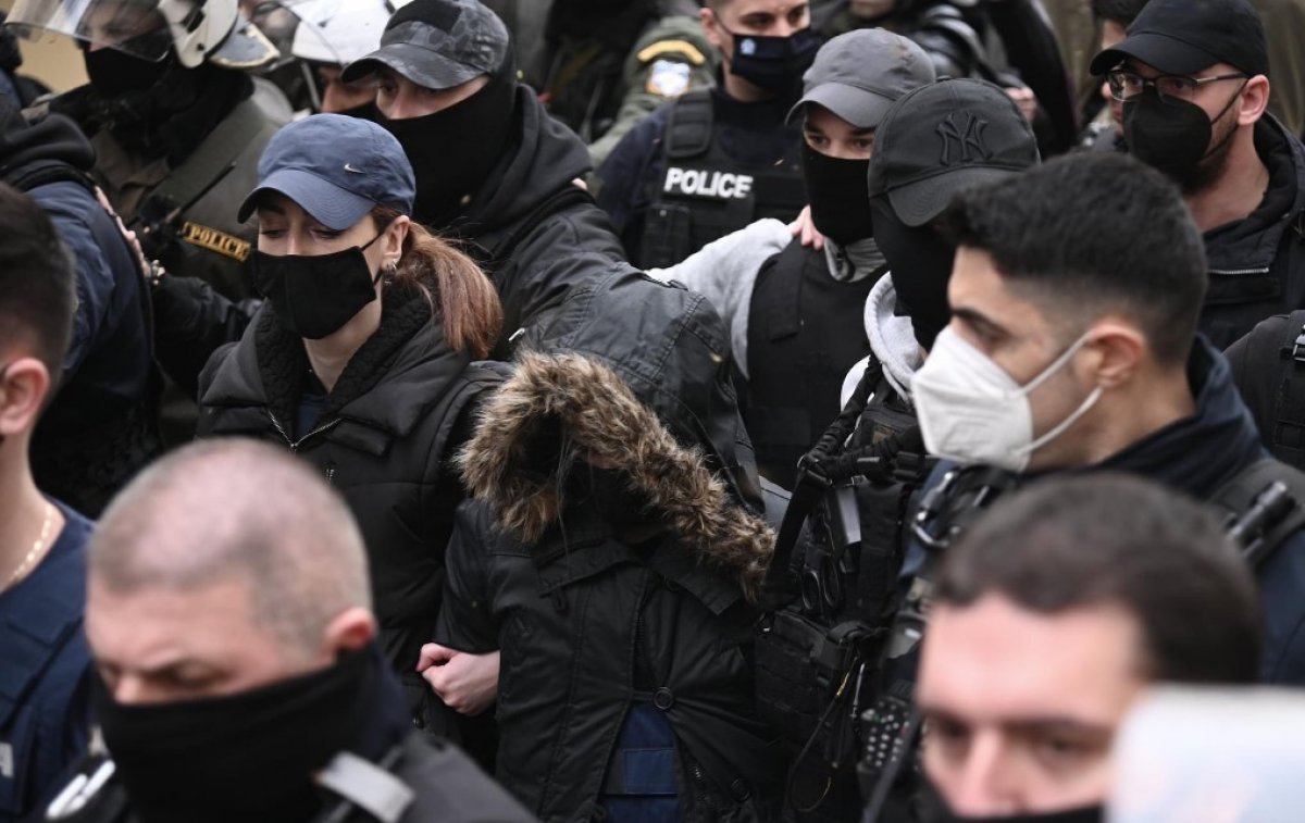 Yunanistan’da bir annenin 3 kızını öldürdüğü iddia edildi