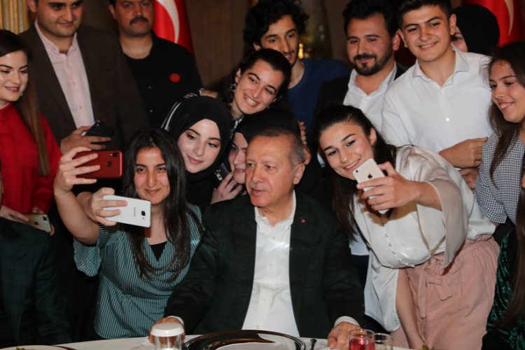 Adana&#039;da gençler Erdoğan&#039;la buluşacak