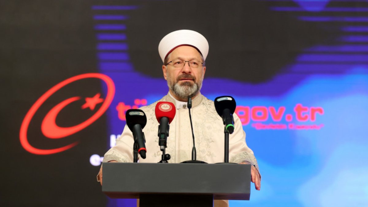 Ali Erbaş: Hac işlemleri e-Devlet'ten yapılabiliyor