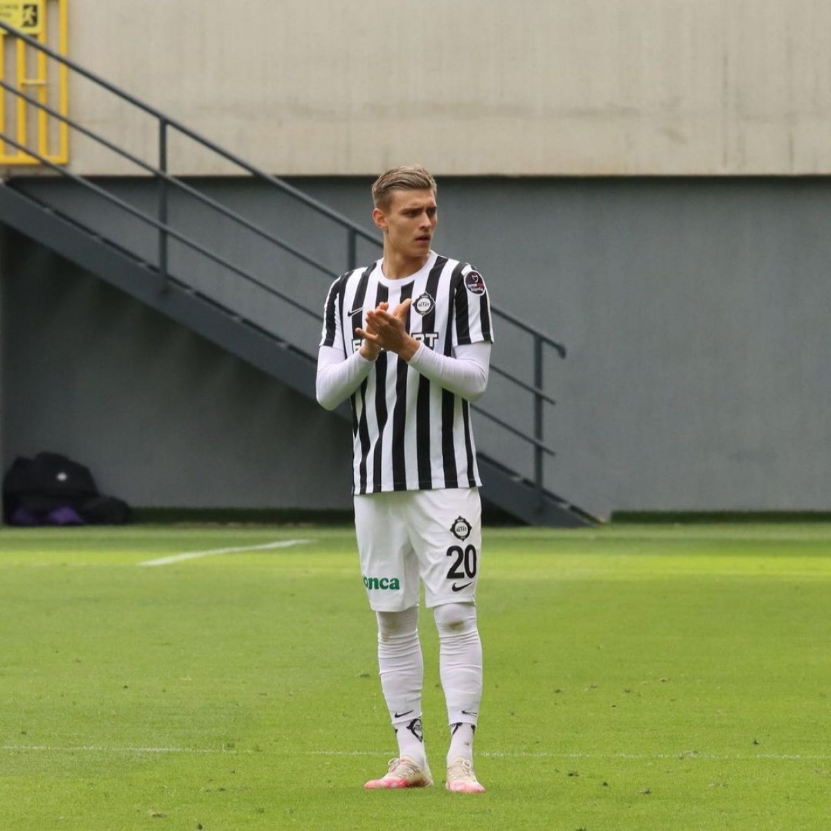 Beşiktaş, Kazımcan Karataş'ı gündemine aldı