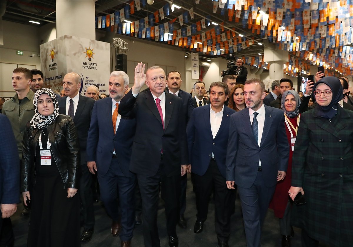 Cumhurbaşkanı Erdoğan'ın yoğun Ramazan ayı mesaisi