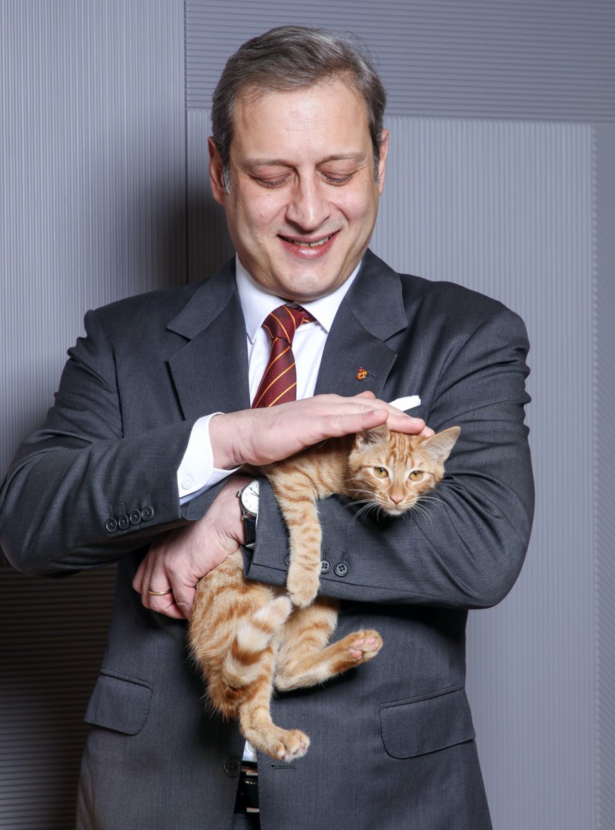 Galatasaray'da totem tutmayınca Simba kovuldu