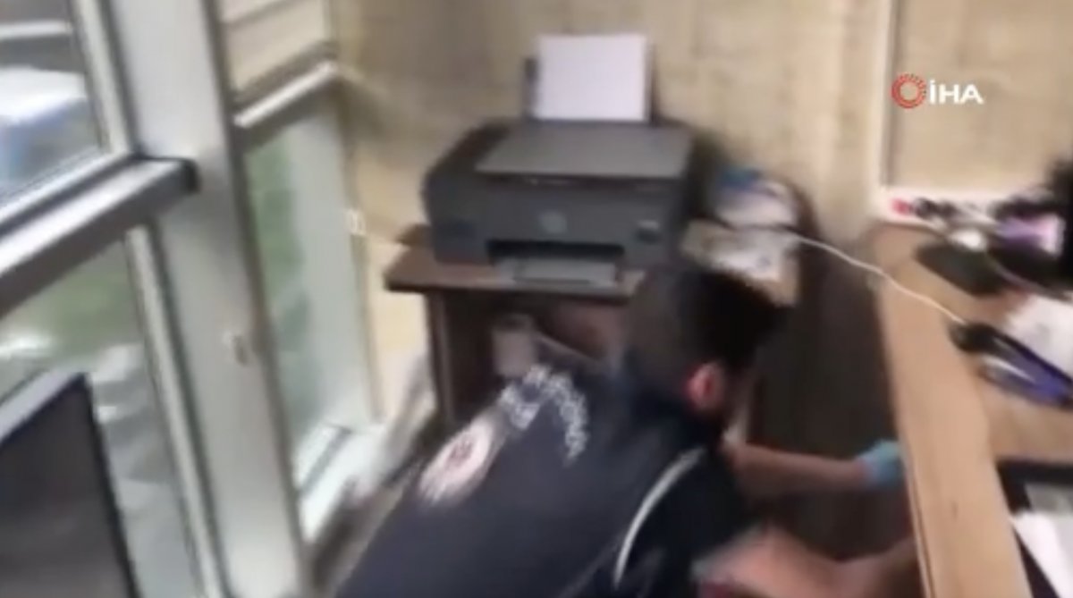 İstanbul'da sahte oturma izni düzenleyen yabancı uyruklu kişi yakalandı