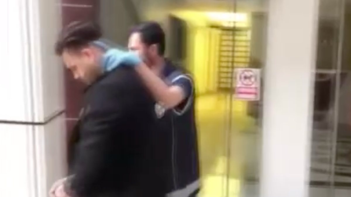 İstanbul'da sahte oturma izni düzenleyen yabancı uyruklu kişi yakalandı