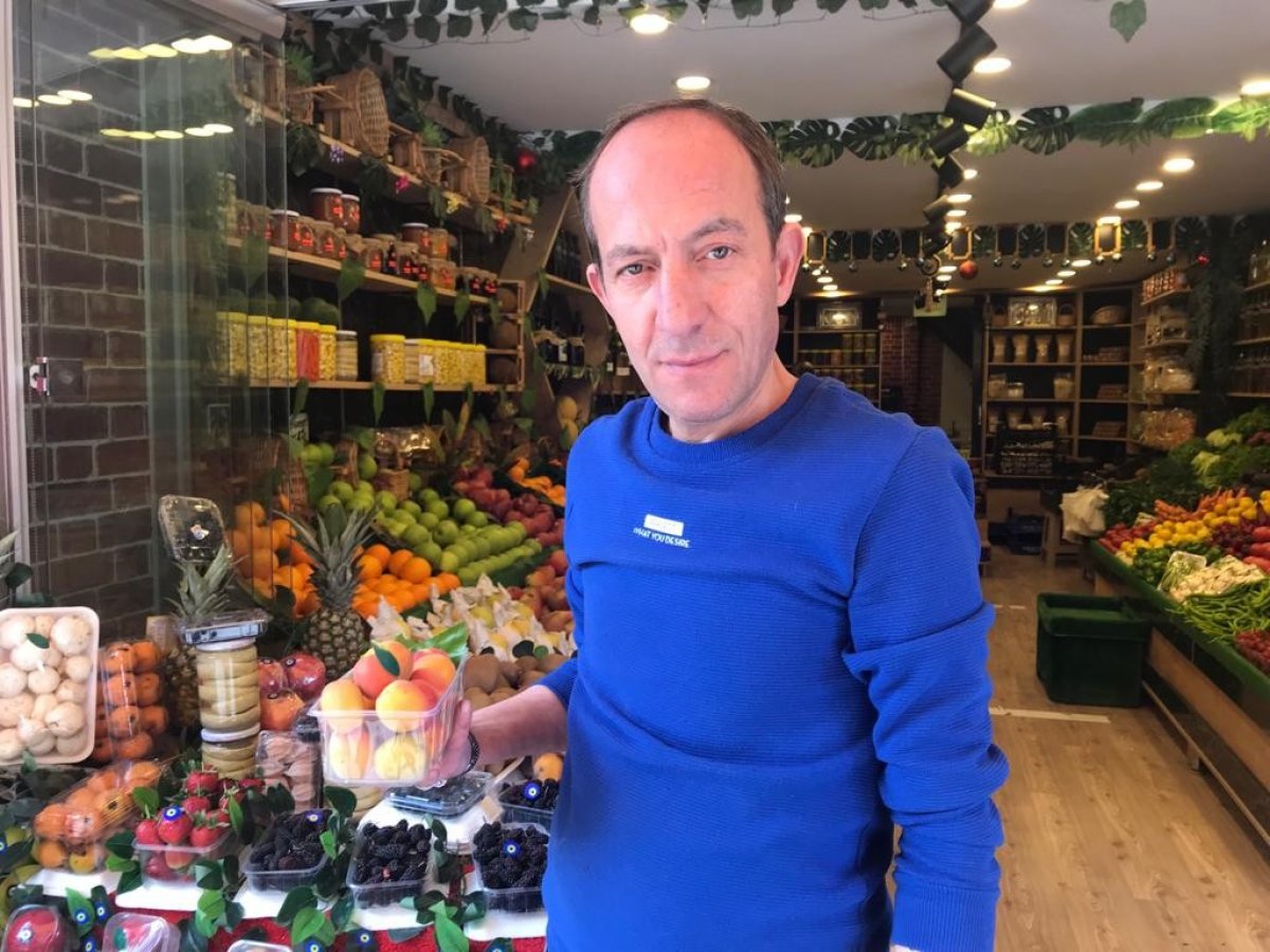 Kayısı tezgahta yerini aldı: Kilosu 50 TL