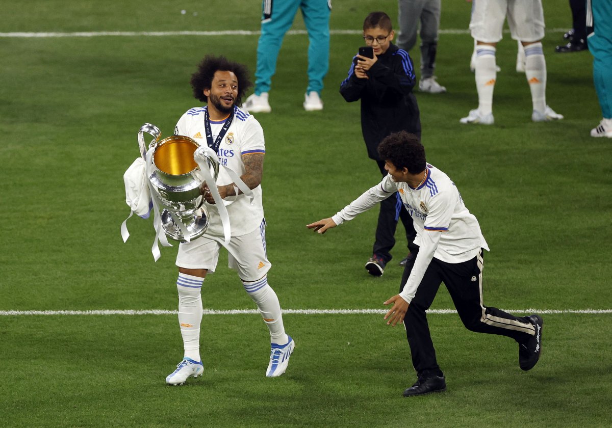 Marcelo, Real Madrid'e veda etti