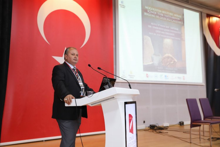 Moğolistan’daki "Türk Yazıtları Çalıştayı" İKÇÜ’de yapıldı