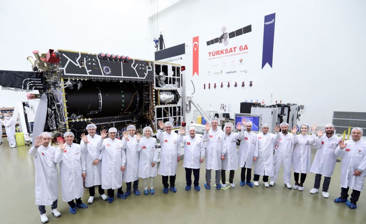 Mustafa Varank, TÜRKSAT 6A'yı inceledi