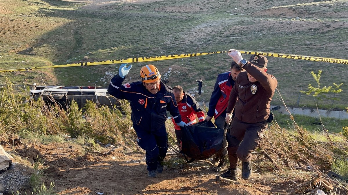 Niğde'deki otobüs kazasında yaralananlardan 18'i taburcu edildi