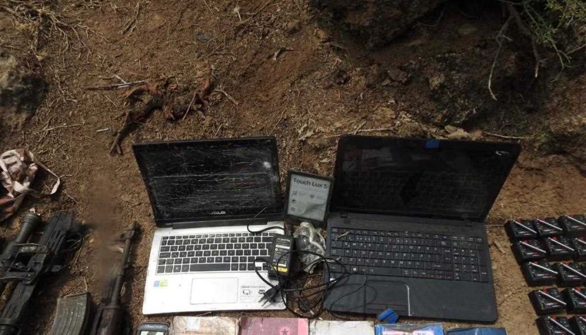 Pençe-Kilit bölgesinde PKK mühimmatları ele geçirildi