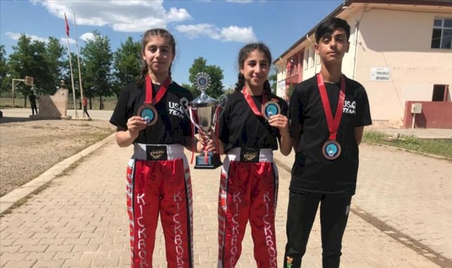 Diyarbakırlı gençler, tarla ve çobanlıktan kick boksta dünya kupasına uzandı