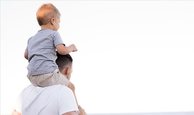 Hollanda'da devlet yetkililerin hatası nedeniyle 1675 çocuk ailelerinden alındı