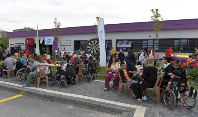 Kayseri'de 'engelsiz' bahar şenliği