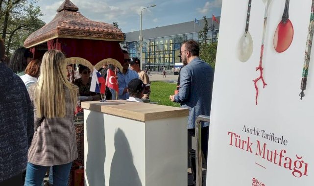 Moskova’daki Türk Sokak Lezzetleri Festivaline büyük ilgi