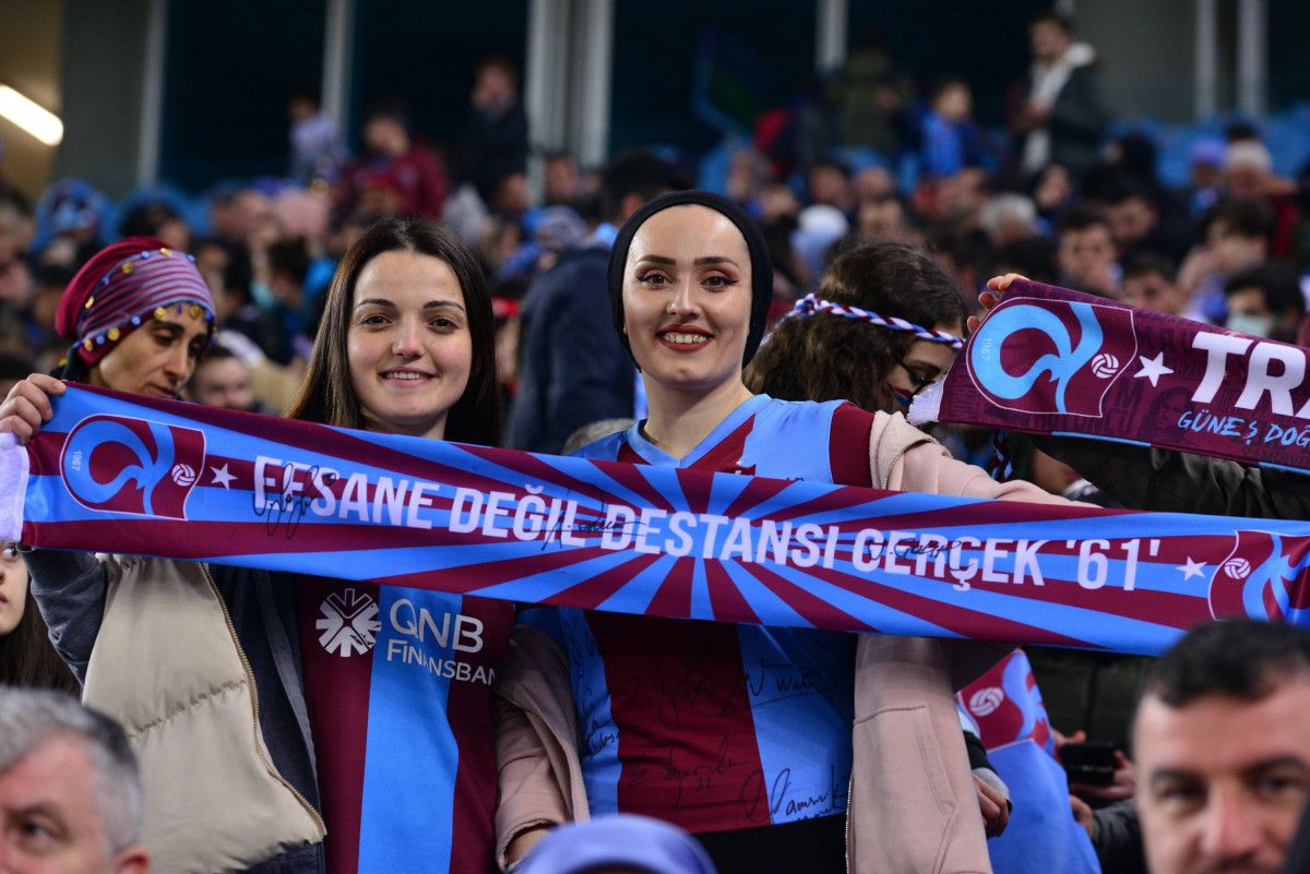 Trabzon'da çağrılar karşılık buldu, kutlamalarda silah kutlanılmadı