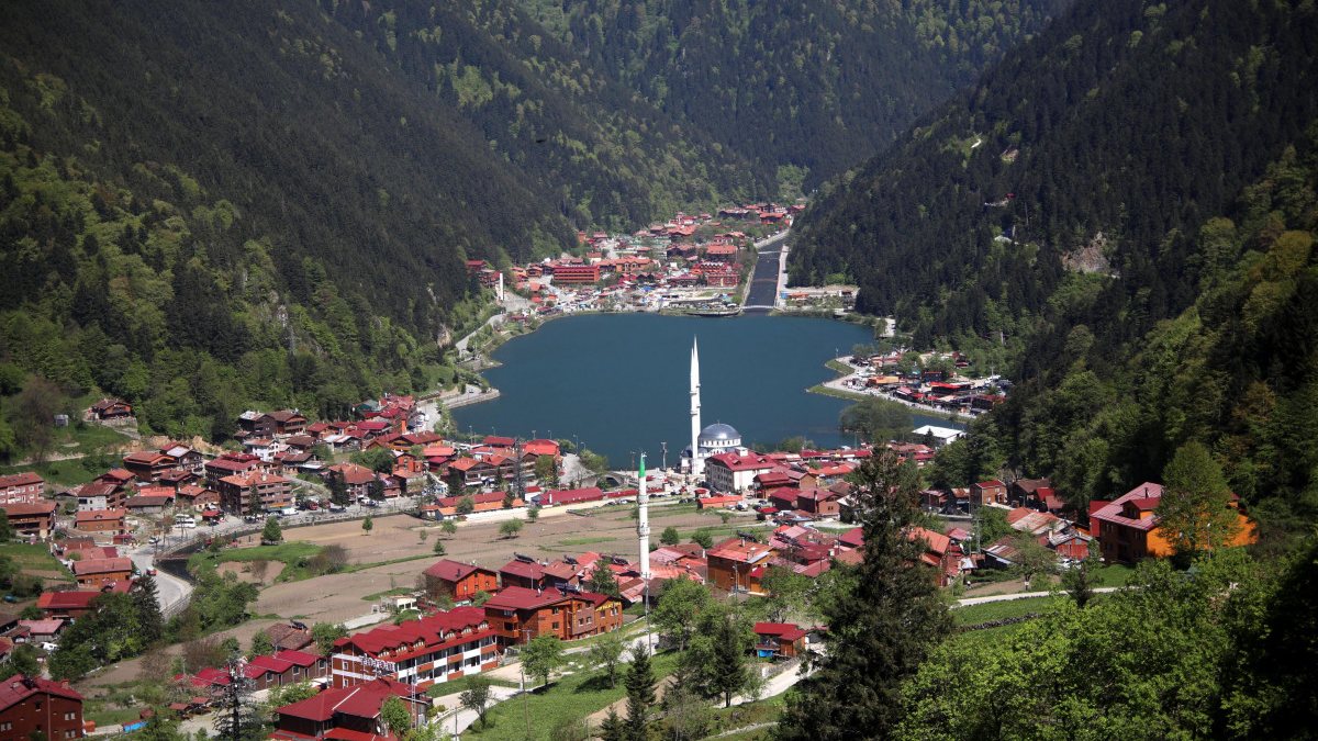 Uzungöl'de yıkım için geri sayım başladı