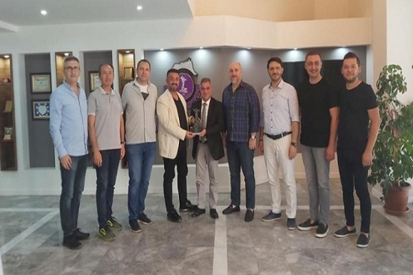 Afyon Eğitim Vakfı Genel Sekreteri Diker: &quot;Eğitimin her zaman destek vereceğiz&quot;